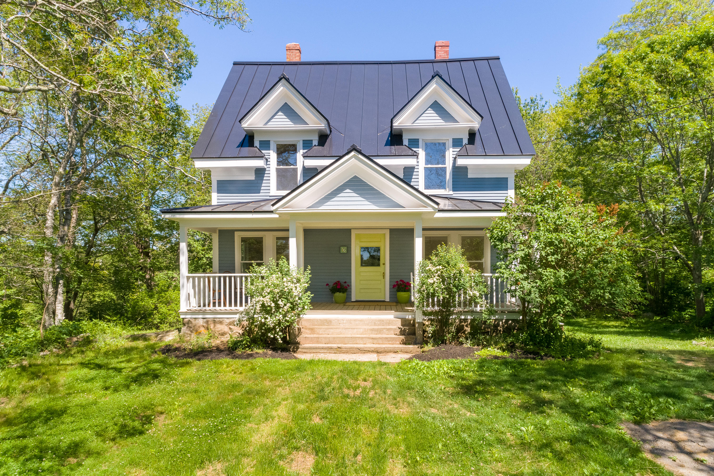 16 Middle Road South Bristol, ME 04568 - Photo 1 of 42 Front of House