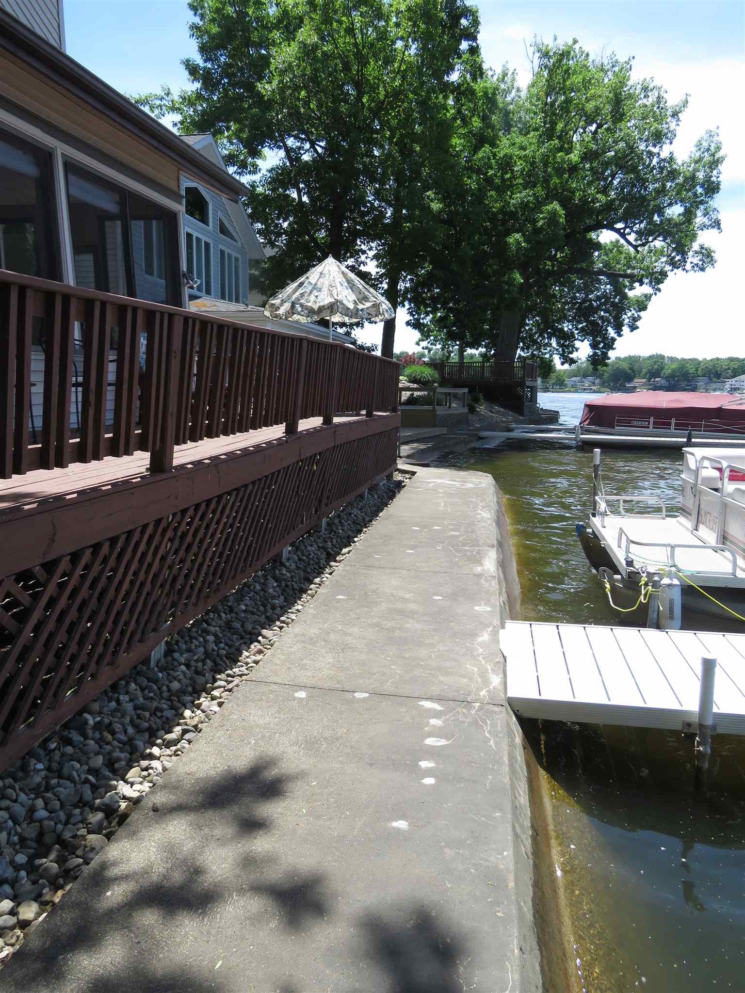 560 Spring Beach Road Rome City, IN 46784 - Photo 2 of 25