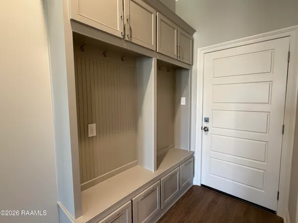 $441,992 | 304 High Point, Youngsville, LA 70592
