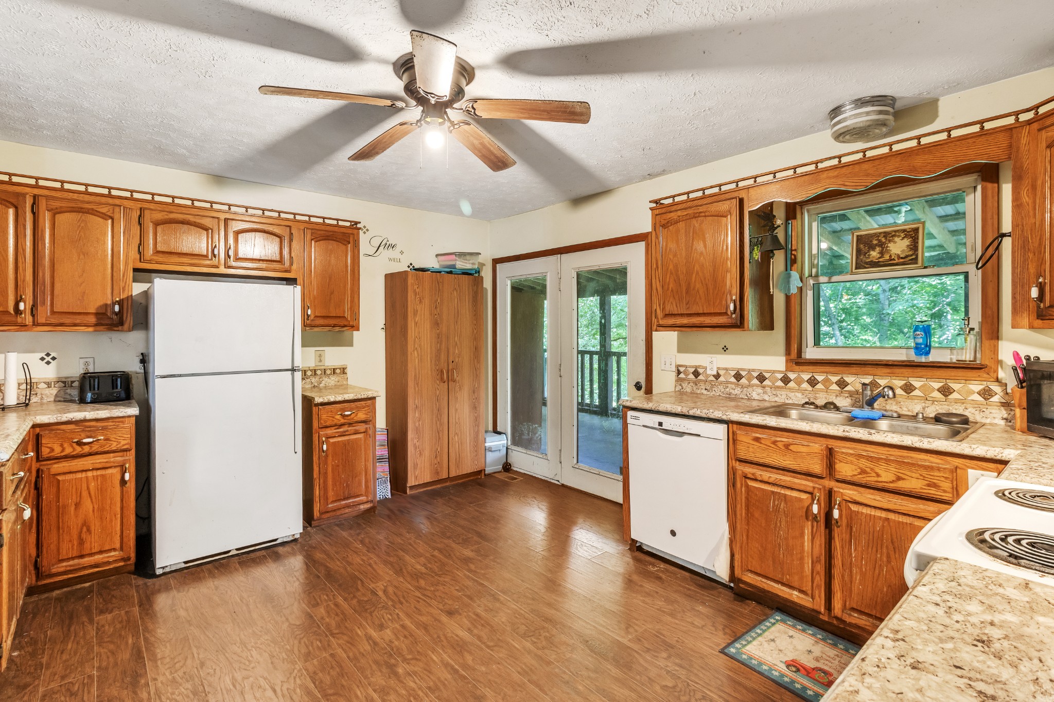 16600 Center Hill Dam Road Silver Point, TN 38582 - Photo 14 of 33