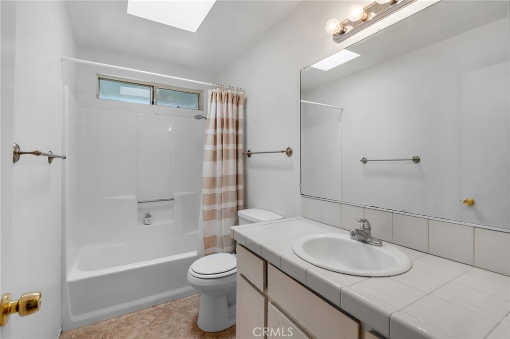 15155 Apache Road Apple Valley, CA 92307 - Photo 15 of 32