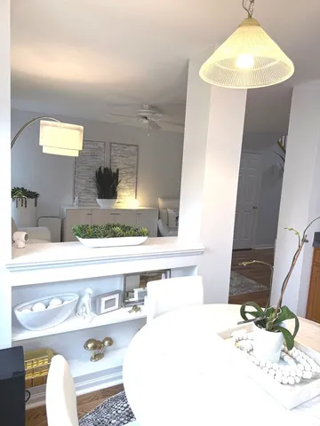 $2,500 | 2727 Borkshire Lane, Aurora, IL 60502