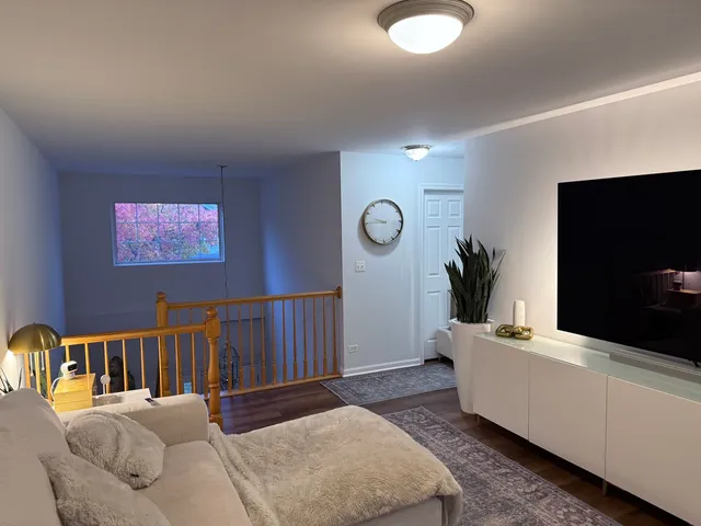 $2,500 | 2727 Borkshire Lane, Aurora, IL 60502