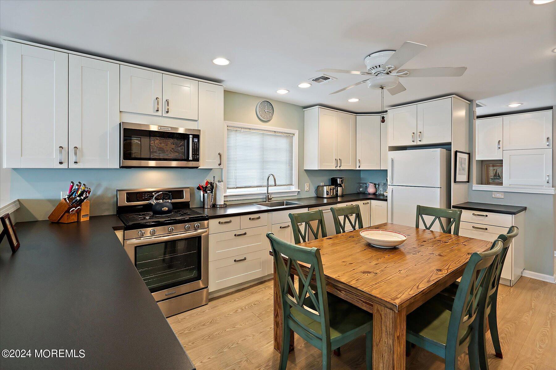 2 Riverview Place Sea Bright, NJ 07760 - Photo 6 of 40 Spacious Kitchen