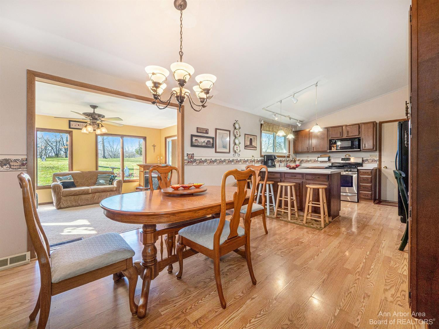 13876 Sheridan Road Manchester, MI 48158 - Photo 8 of 28 Photo 8