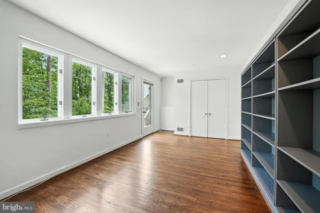 $2,500,000 | 6702 Oregon Avenue Northwest, Washington, DC 20015