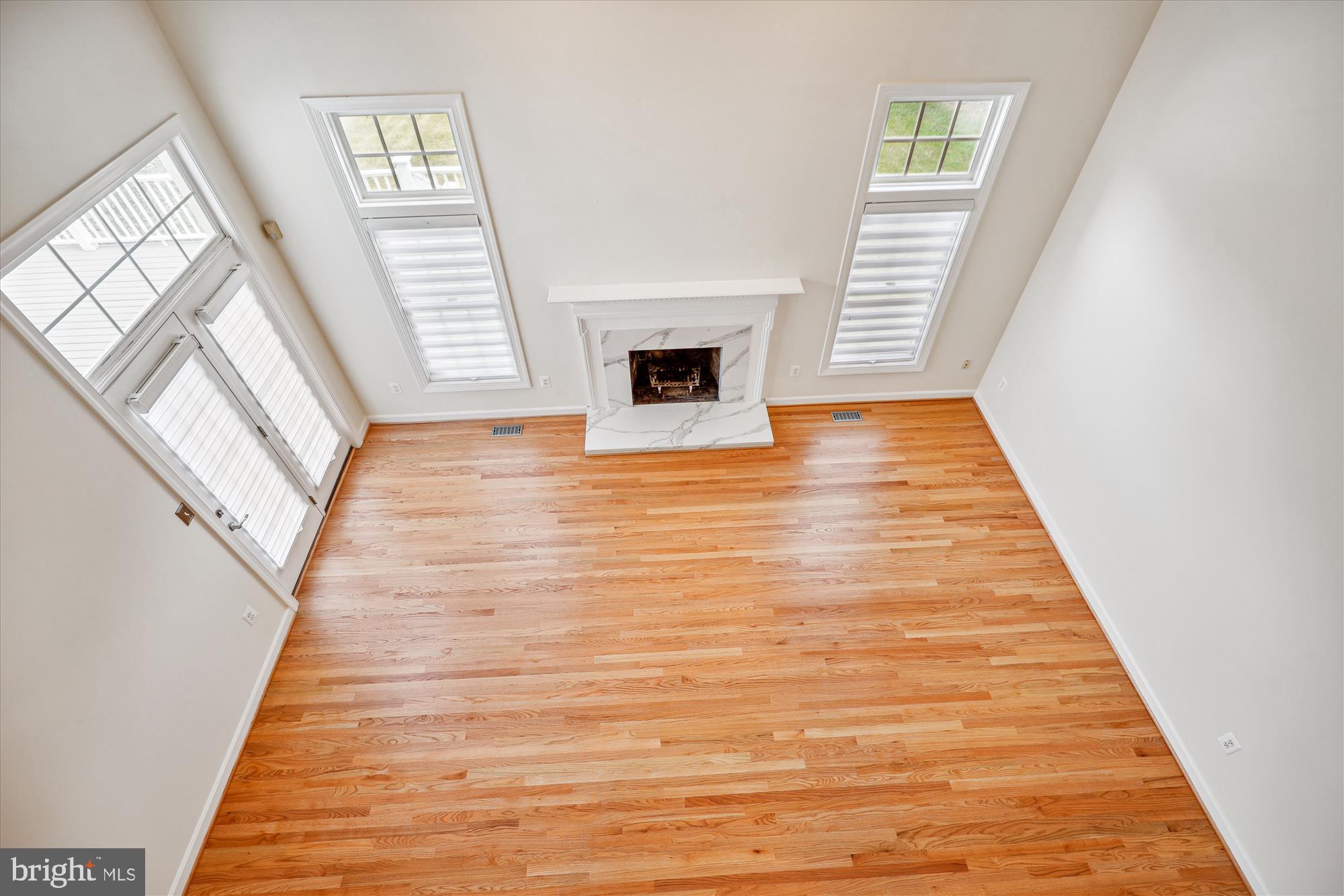 918 Brick Manor Circle Silver Spring, MD 20905 - Photo 32 of 64 What a view of the great room!