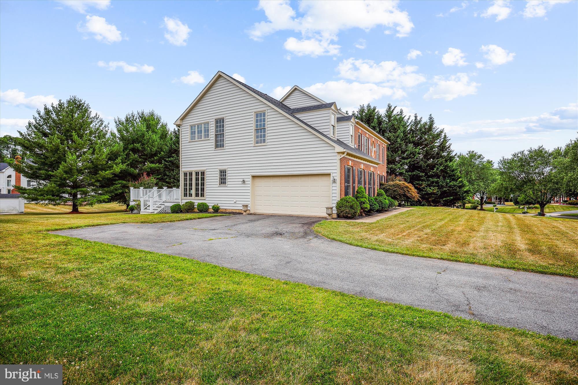 918 Brick Manor Circle Silver Spring, MD 20905 - Photo 4 of 64 Two car garage plus driving for parking