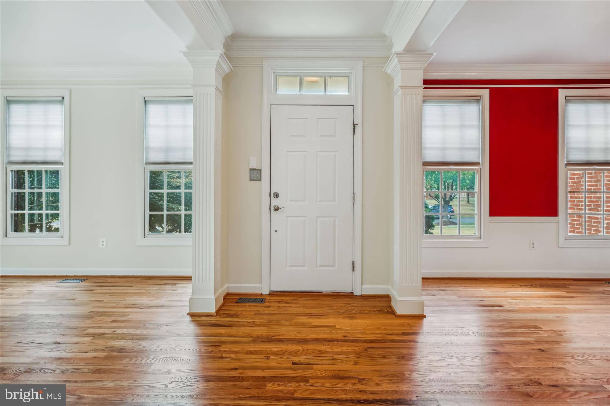 918 Brick Manor Circle Silver Spring, MD 20905 - Photo 6 of 64 Welcome home!