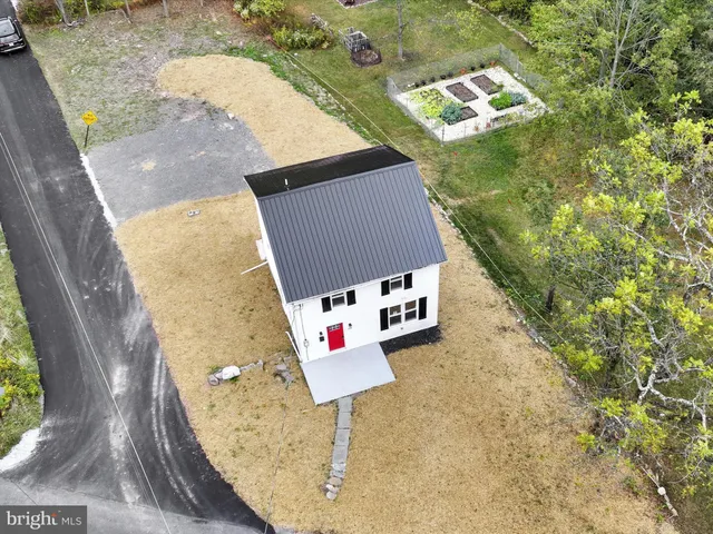 $214,999 | 111 Hillside Drive, Barnesville, PA 18214