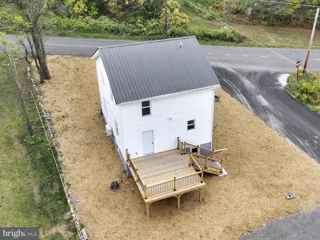 $214,999 | 111 Hillside Drive, Barnesville, PA 18214