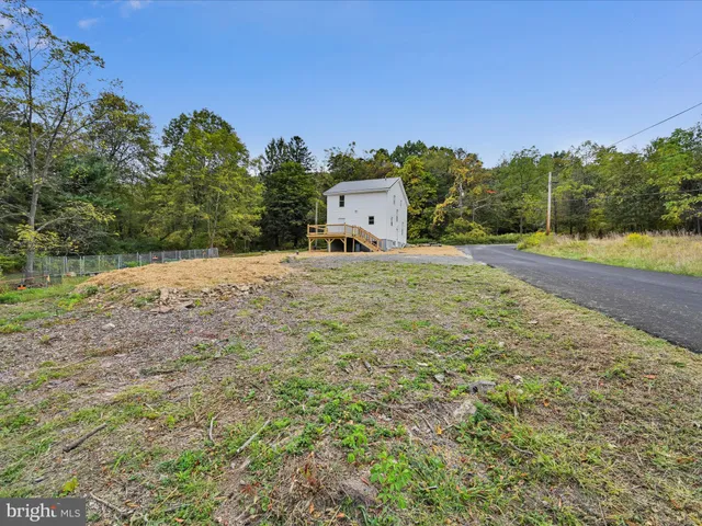 $214,999 | 111 Hillside Drive, Barnesville, PA 18214