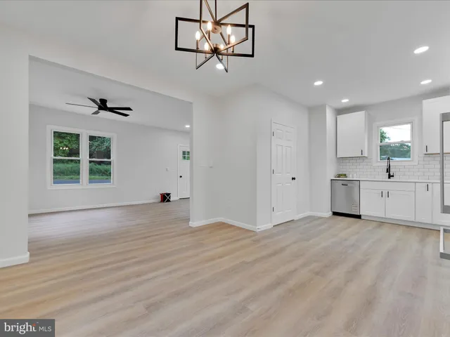 $214,999 | 111 Hillside Drive, Barnesville, PA 18214