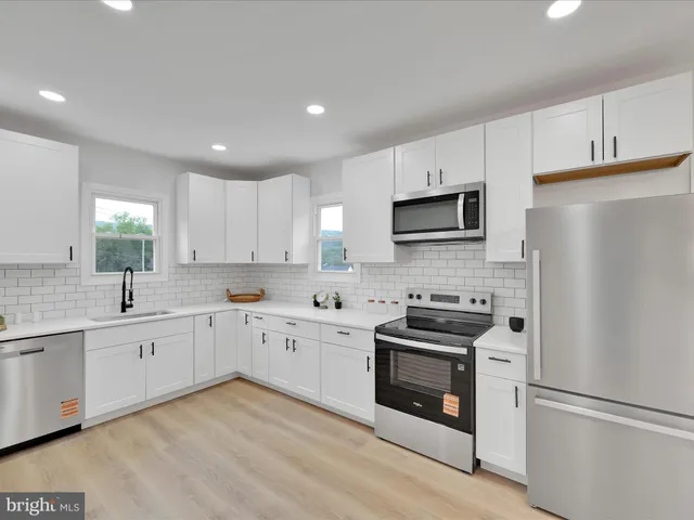 $214,999 | 111 Hillside Drive, Barnesville, PA 18214