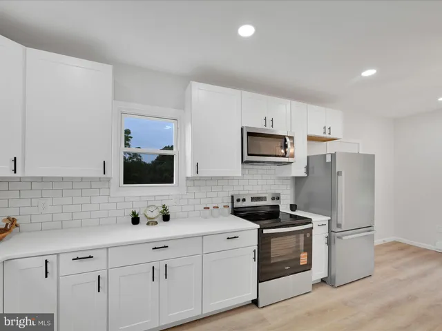 $214,999 | 111 Hillside Drive, Barnesville, PA 18214