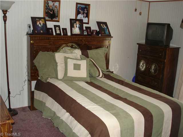 1805 Chapelwood Road Denton, NC 27239 - Photo 14 of 16 3rd Bedroom.