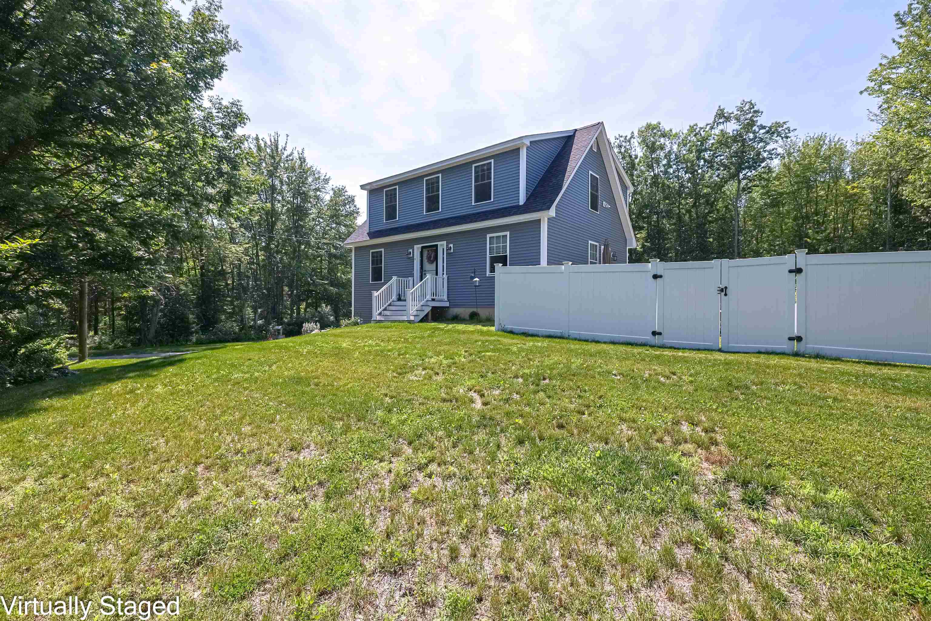 5 Laura Drive Rochester, NH 03867 - Photo 4 of 35