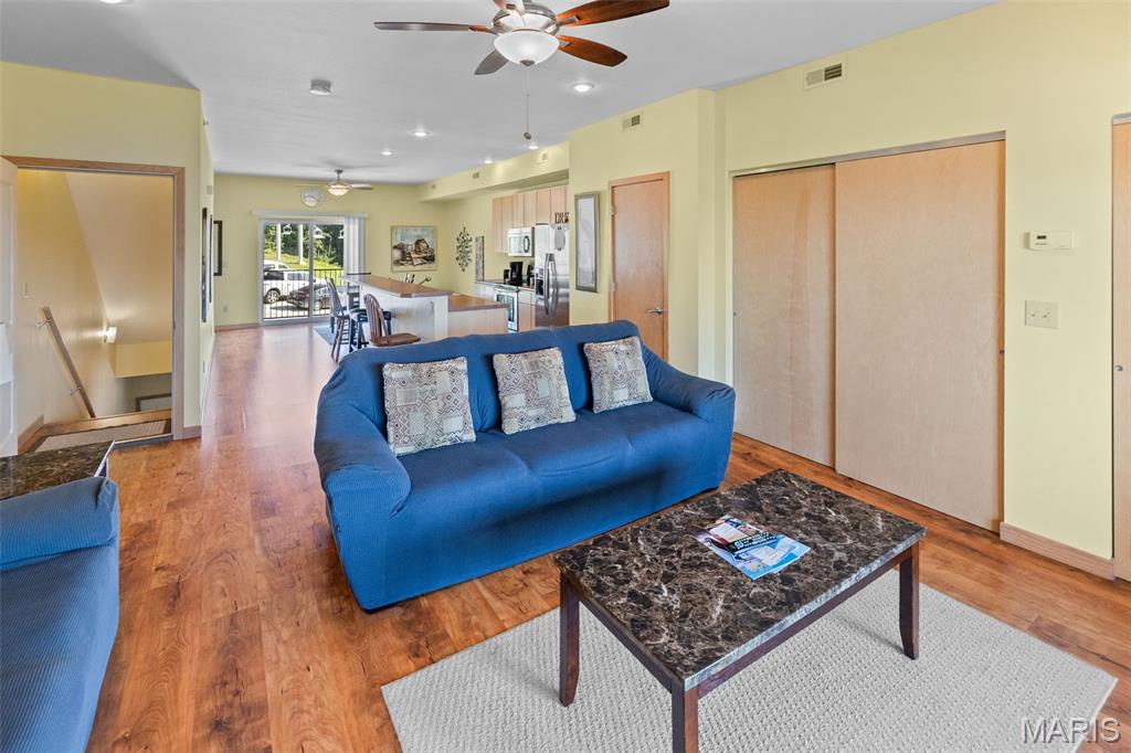 317 Timber Ridge Drive Grafton, IL 62037 - Photo 6 of 45 Gallery Image 6
