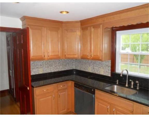 366 Brook Road Milton, MA 02186 - Photo 12 of 30 Gallery Image 12