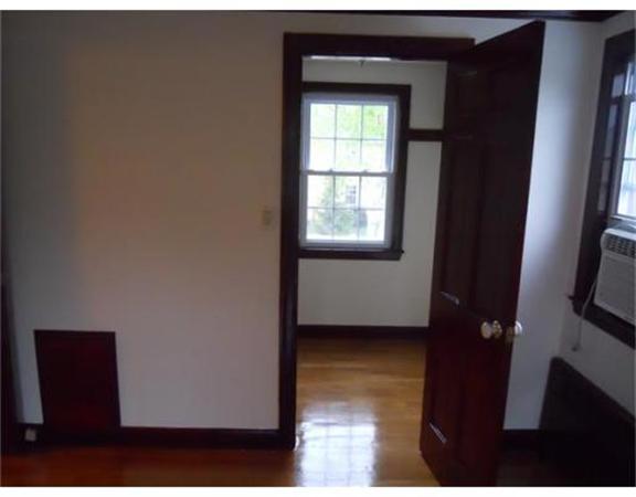 366 Brook Road Milton, MA 02186 - Photo 16 of 30 Gallery Image 16