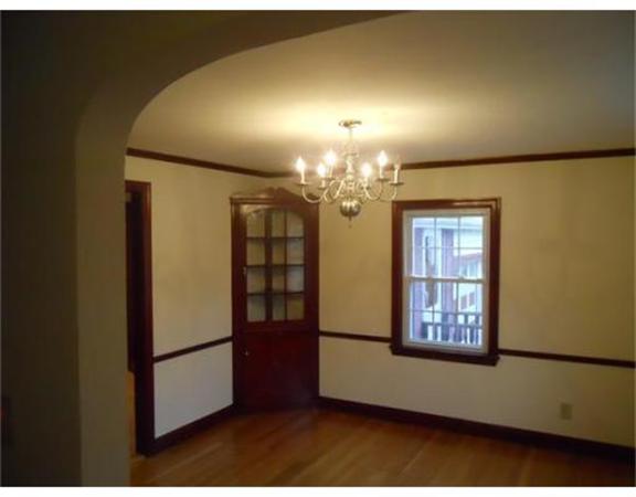 366 Brook Road Milton, MA 02186 - Photo 10 of 30 Gallery Image 10