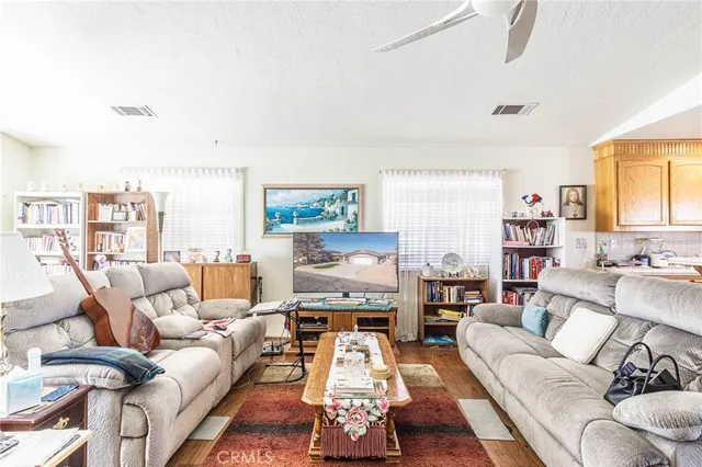 $389,999 | 14666 Coolglen Drive, Helendale, CA 92342