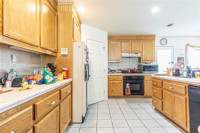 $389,999 | 14666 Coolglen Drive, Helendale, CA 92342