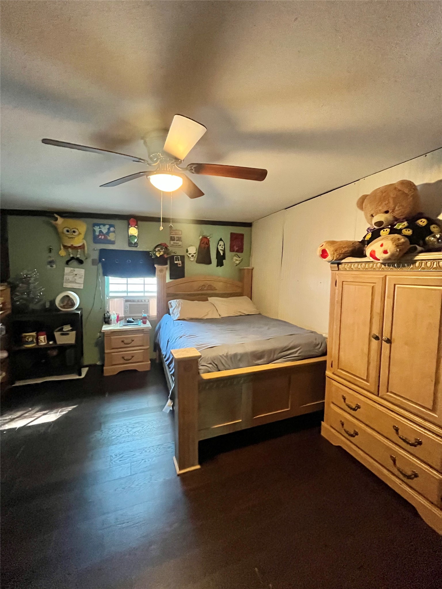 8026 Forest Trace Conroe, TX 77306 - Photo 26 of 28 a bedroom with bed and window