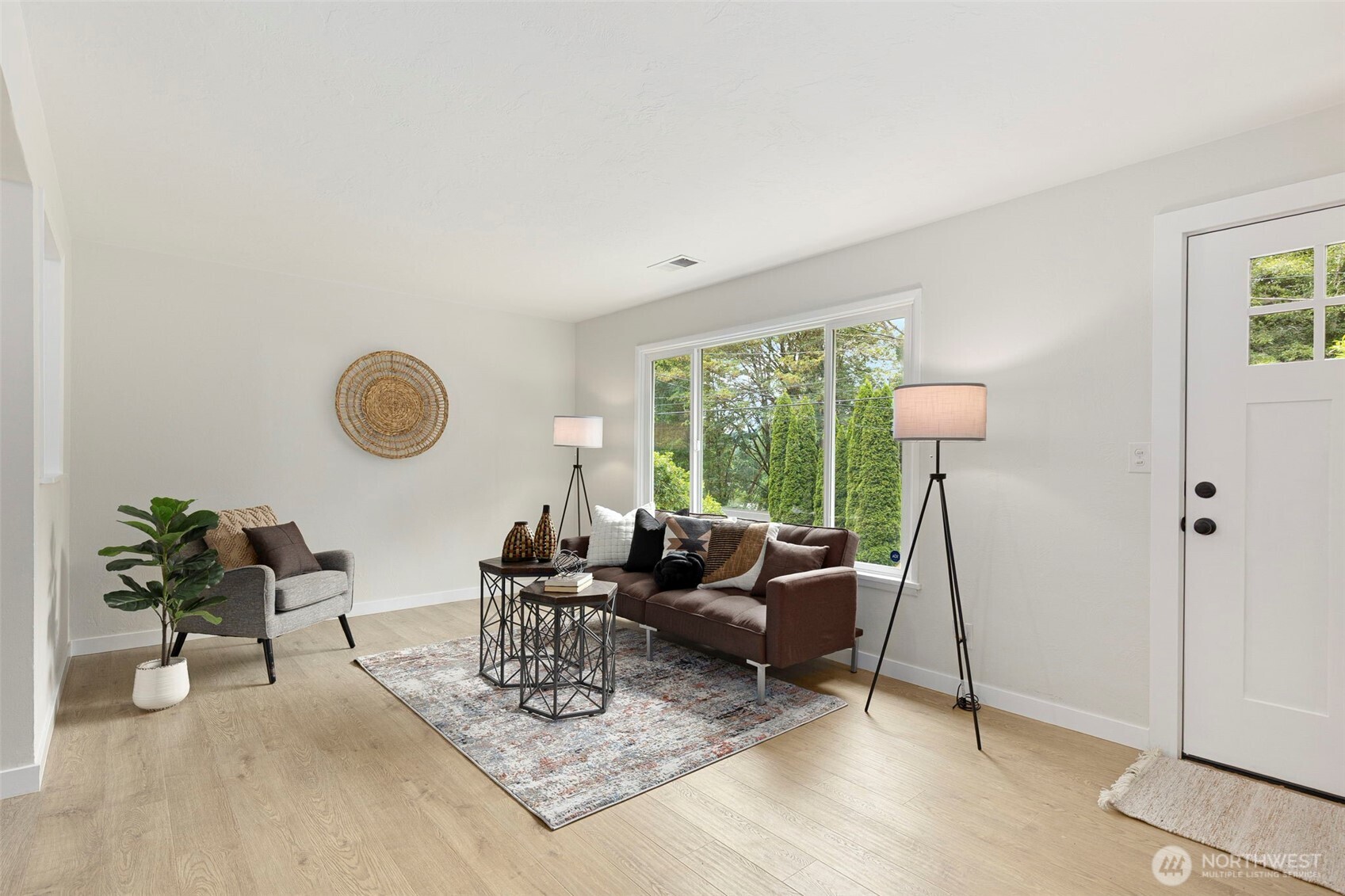 2116 Rocky Point Road Northwest Bremerton, WA 98312 - Photo 11 of 30 Gallery Image 11