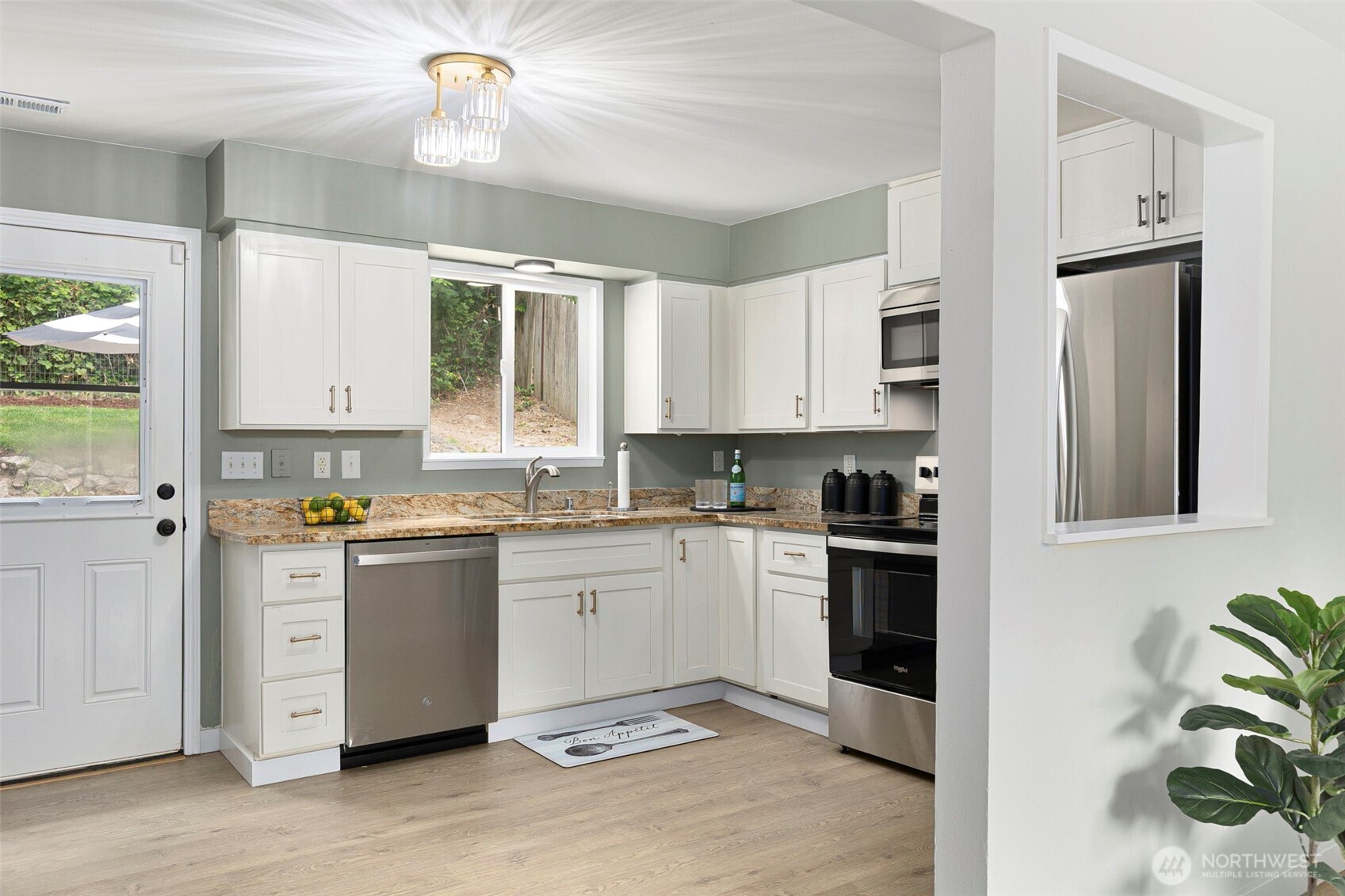 2116 Rocky Point Road Northwest Bremerton, WA 98312 - Photo 14 of 30 Gallery Image 14
