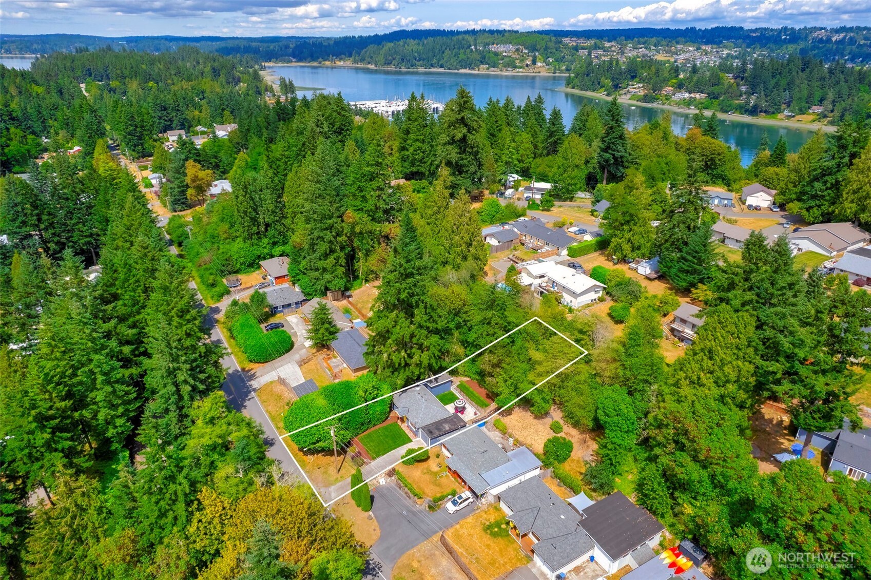 2116 Rocky Point Road Northwest Bremerton, WA 98312 - Photo 27 of 30 Gallery Image 27