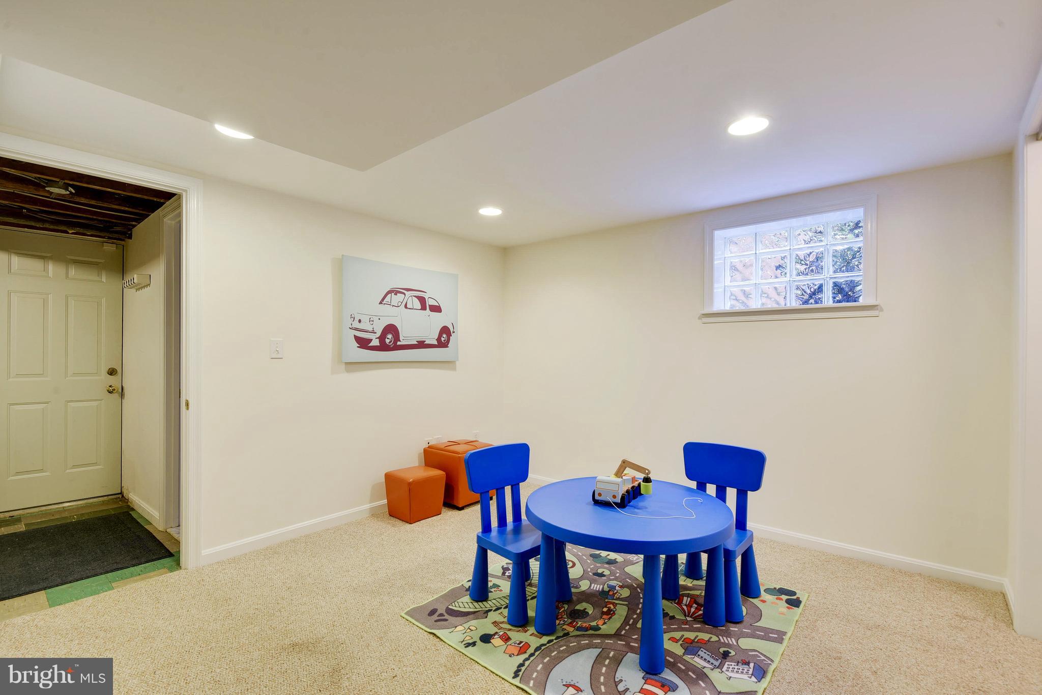 10117 Big Rock Road Silver Spring, MD 20901 - Photo 24 of 30 Family Room