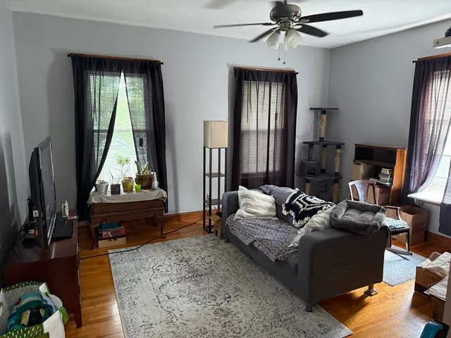 $1,650 | 32 Clifton Street, Unit 2, Worcester, MA 01610