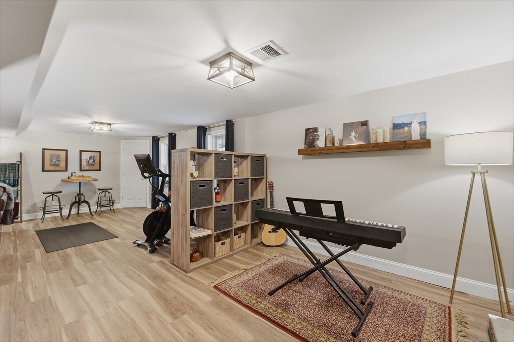 7 Maplewood Road Shrewsbury, MA 01545 - Photo 24 of 34 Gallery Image 24