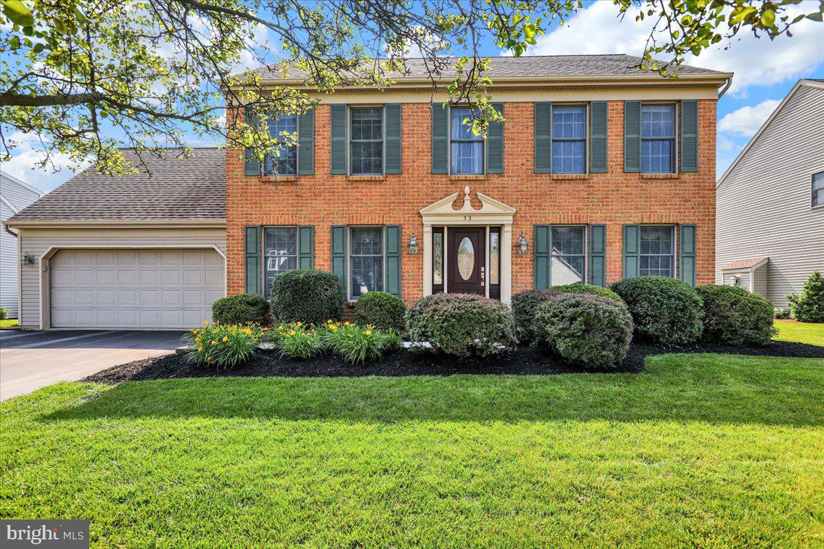 32 Duffield Drive Lititz, PA 17543 - Photo 1 of 55 Welcome to 32 Duffield Dr!
