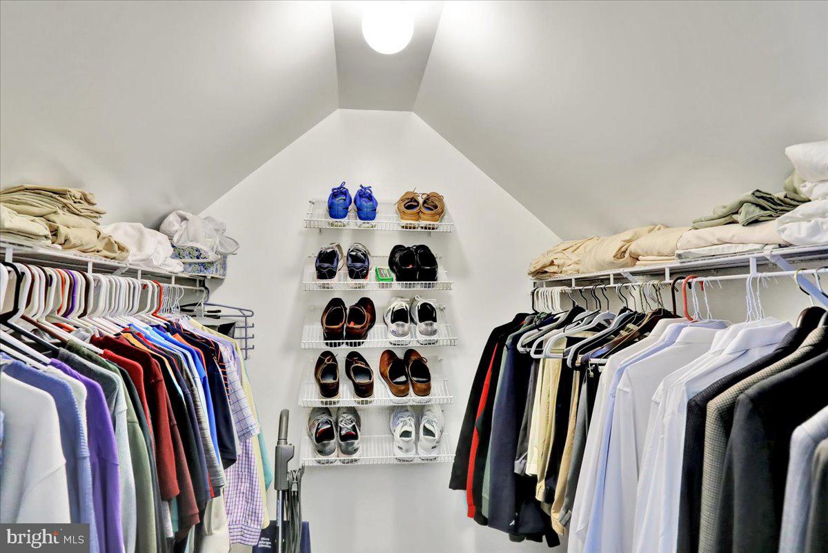 32 Duffield Drive Lititz, PA 17543 - Photo 24 of 55 Walk-In Closet