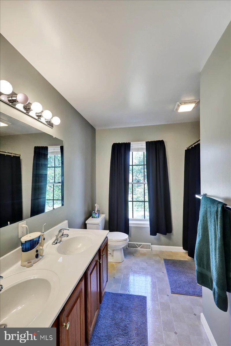 32 Duffield Drive Lititz, PA 17543 - Photo 29 of 55