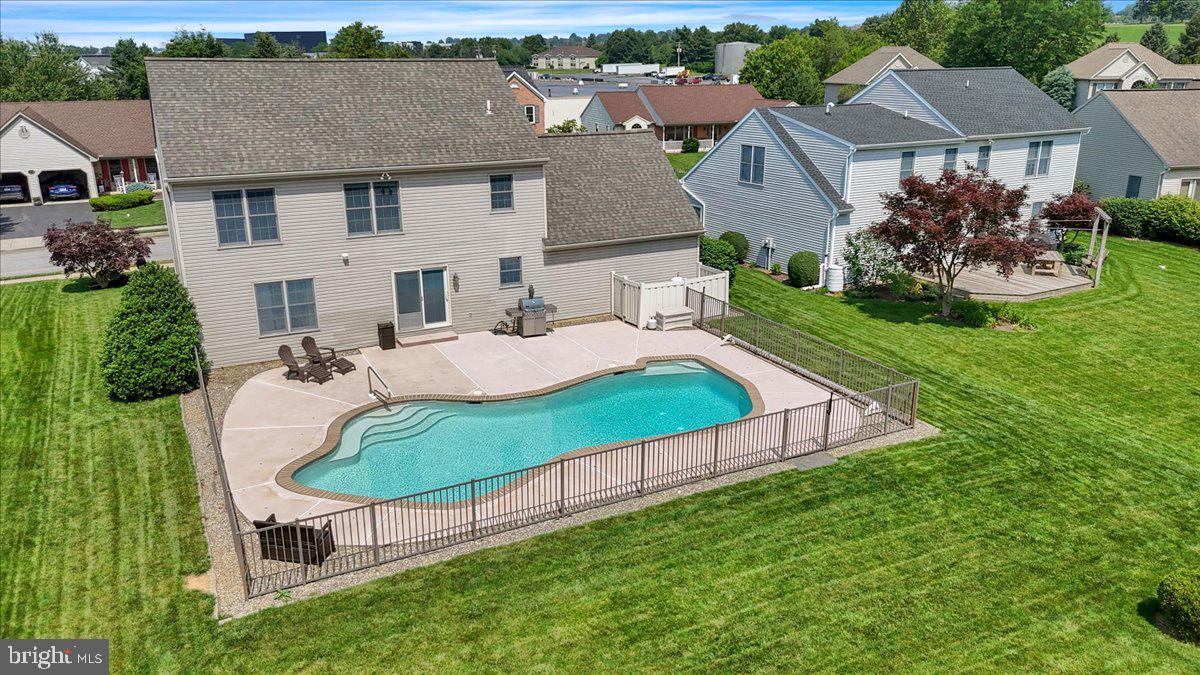 32 Duffield Drive Lititz, PA 17543 - Photo 4 of 55
