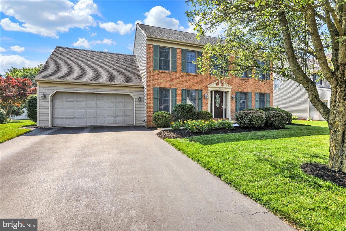 32 Duffield Drive Lititz, PA 17543 - Photo 5 of 55