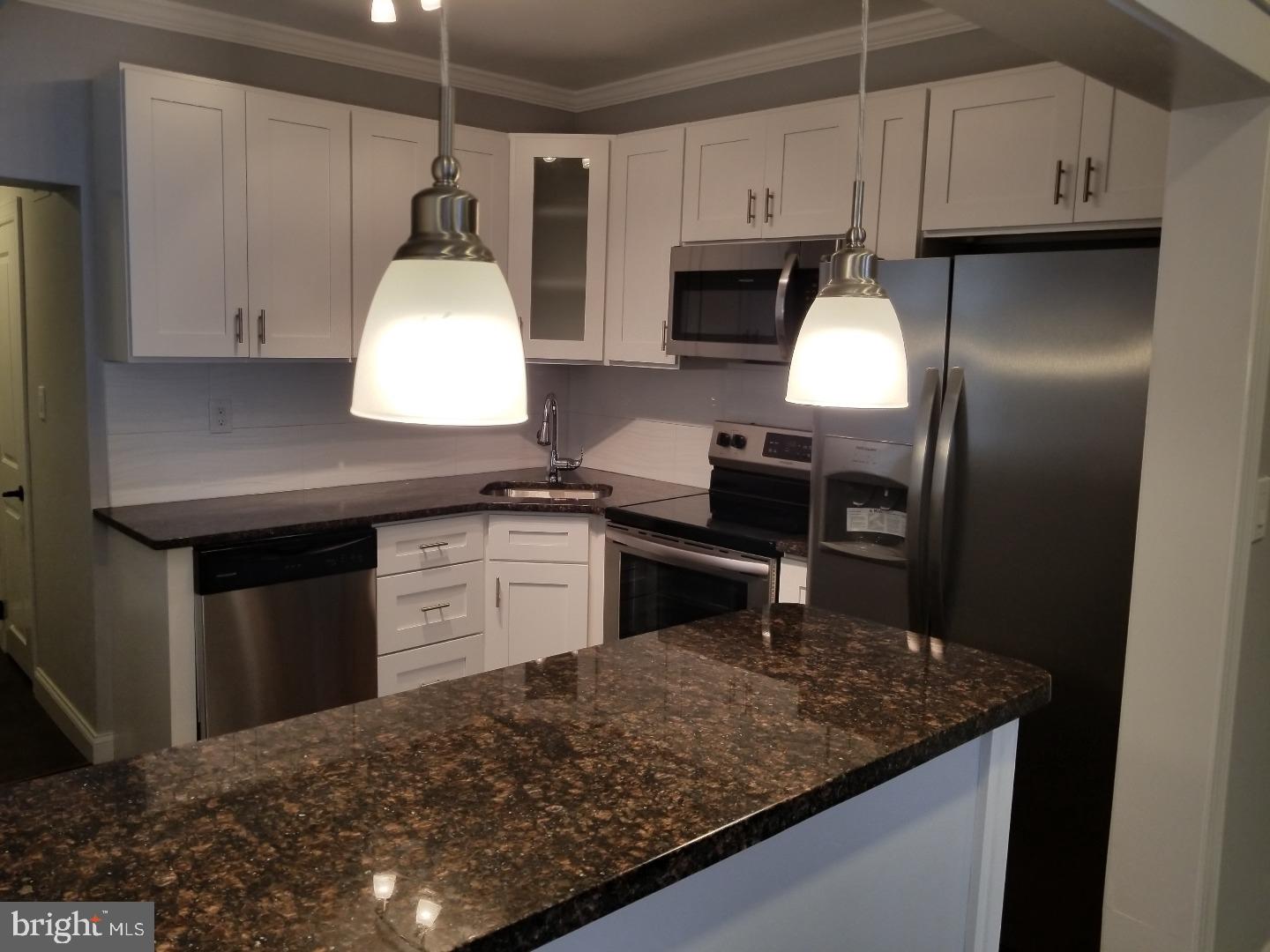 7311 Sommers Road Philadelphia, PA 19138 - Photo 8 of 25 Kitchen