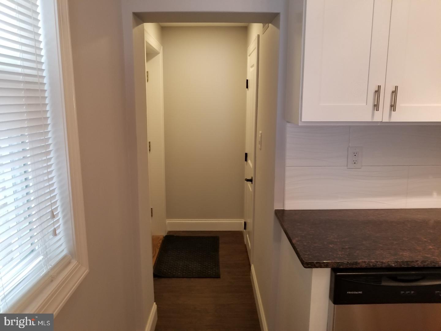 7311 Sommers Road Philadelphia, PA 19138 - Photo 10 of 25 Hallway