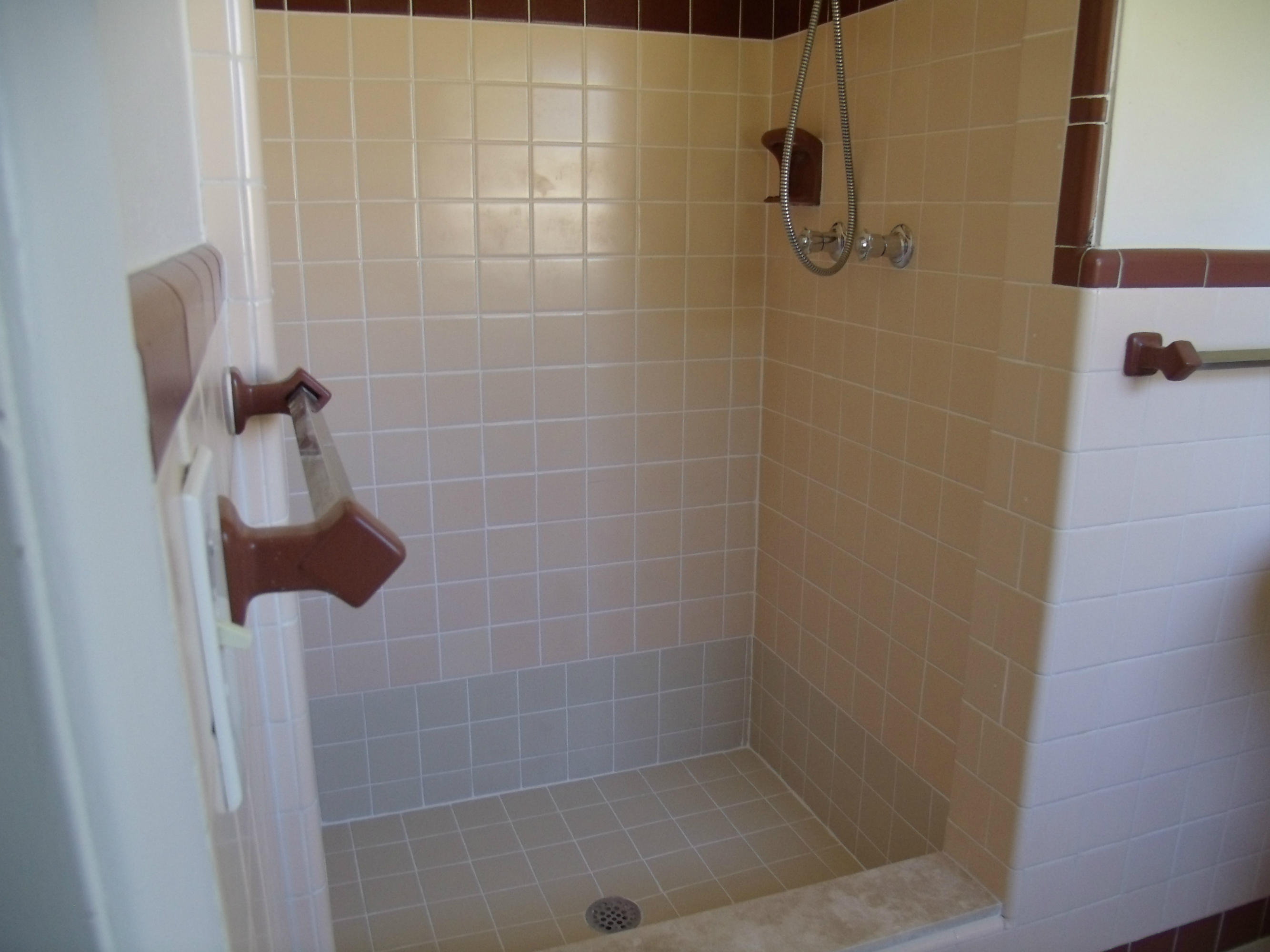 1909 Mayflower Road Fort Pierce, FL 34950 - Photo 18 of 43 Master Bathroom Tiled Shower