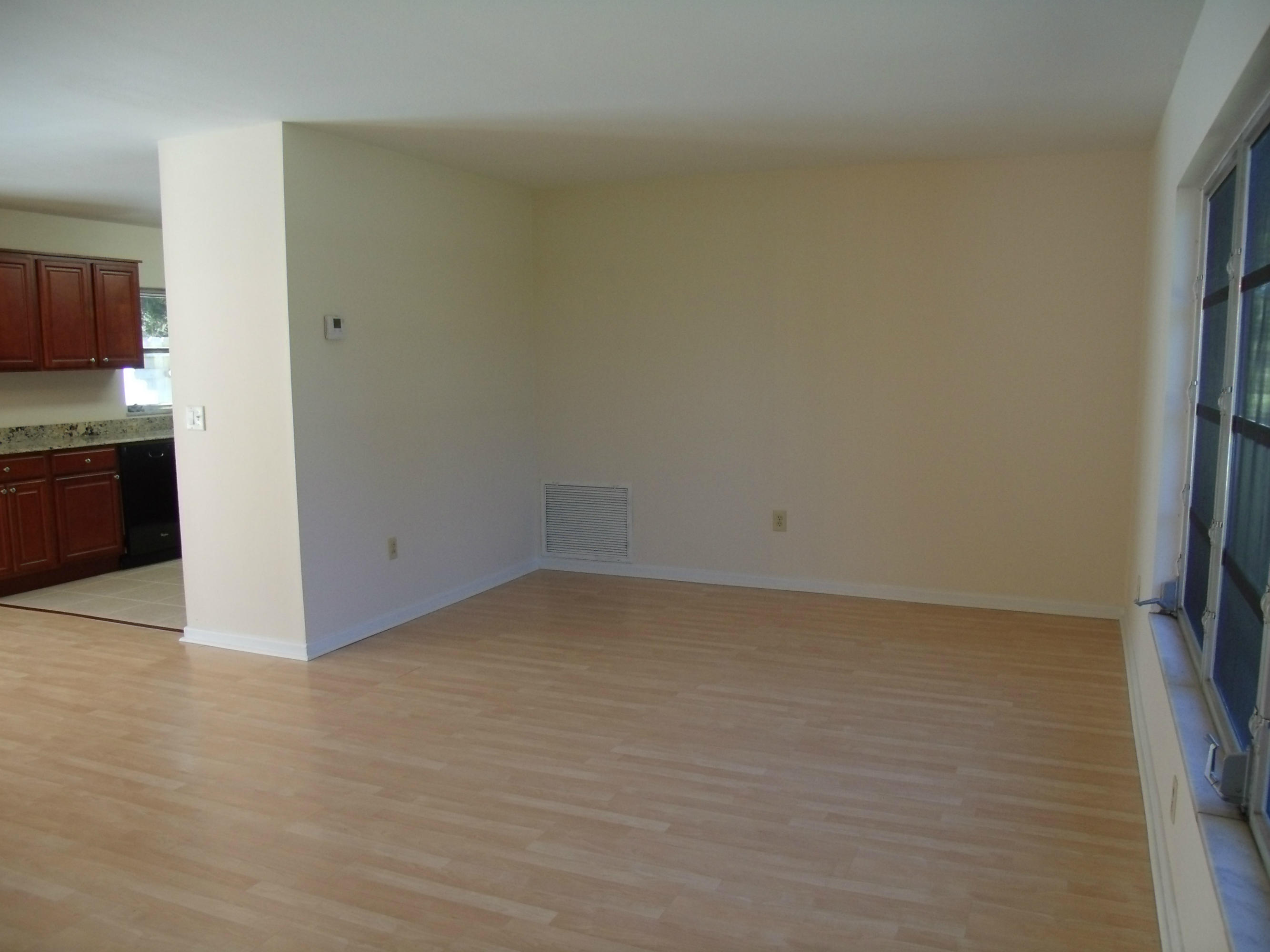 1909 Mayflower Road Fort Pierce, FL 34950 - Photo 7 of 43 Living Room