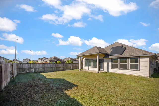 $2,300 | 1810 Winston Store Loop, Richmond, TX 77469