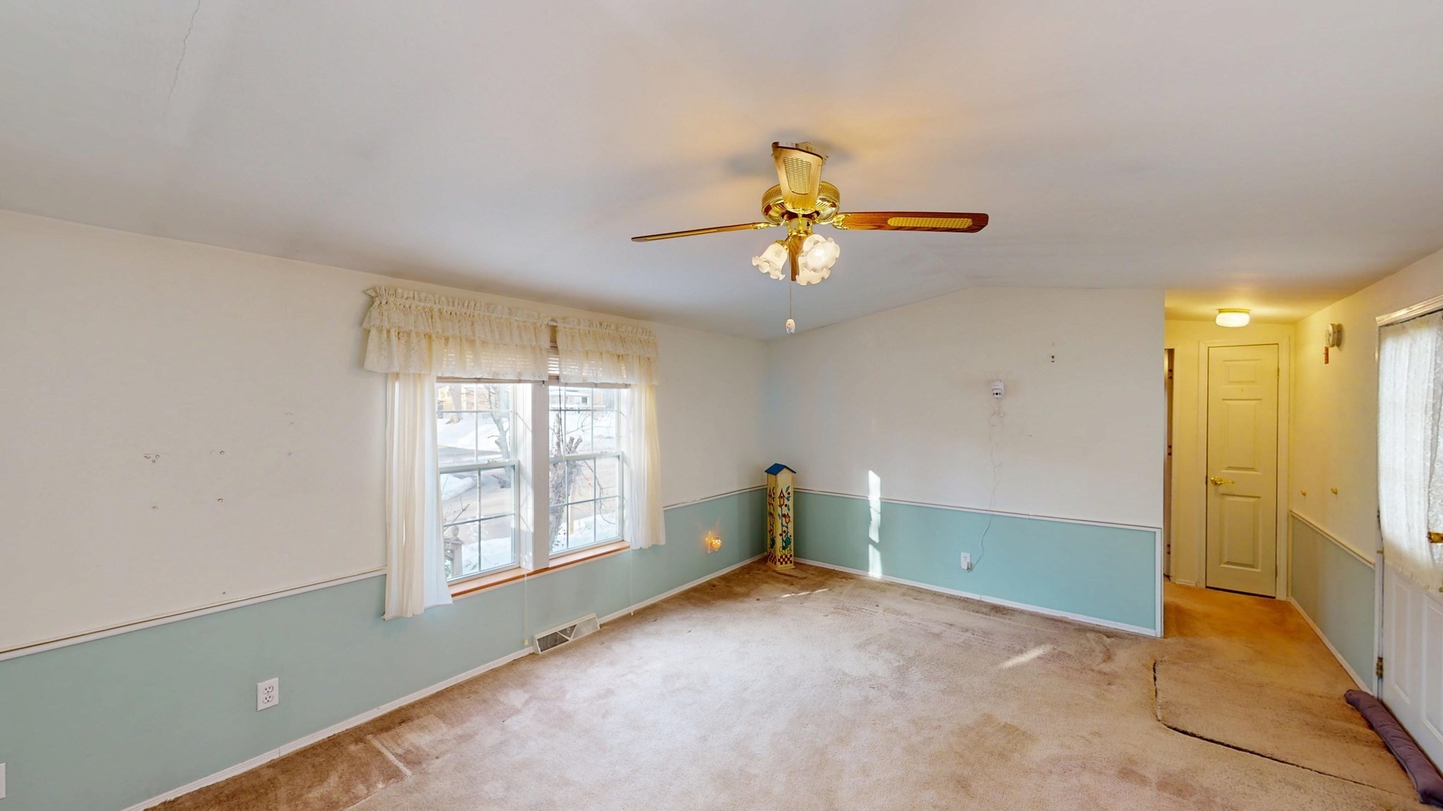 83 Clark Road, Unit 1 Shirley, MA 01464 - Photo 4 of 16 Gallery Image 4