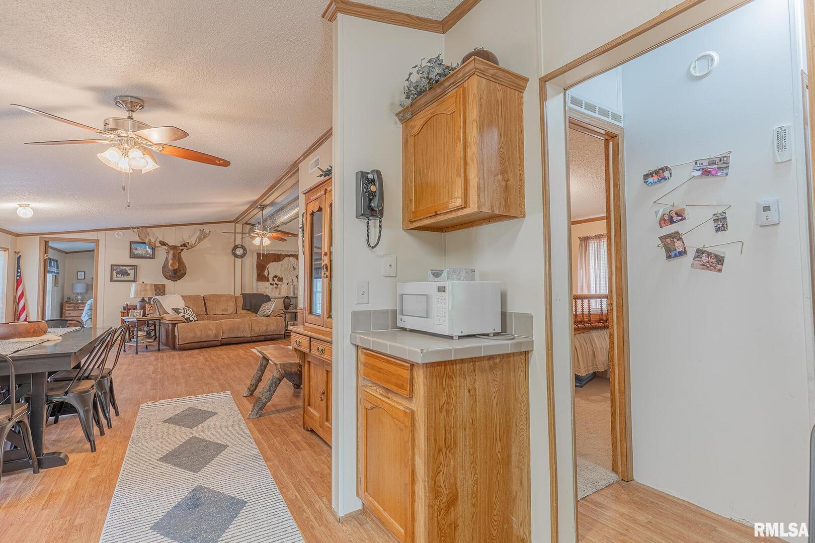 565 Dutton Chapel Road Herod, IL 62947 - Photo 45 of 54 a view of living room filled with furniture and furniture