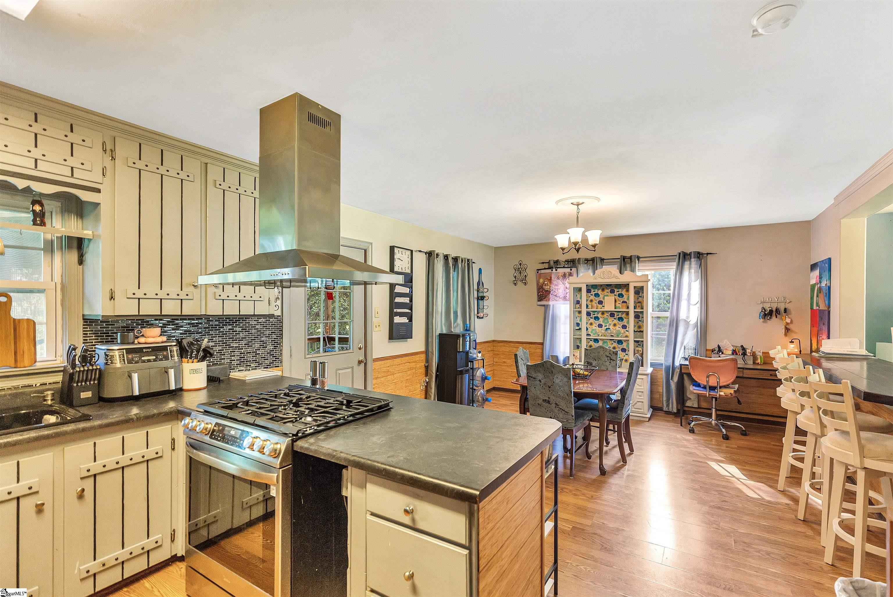 2506 Millgate Road Anderson, SC 29621 - Photo 7 of 23