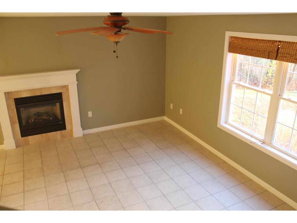 363-2 Chestnut Hill Road, Unit 3632 Rochester, NH 03867 - Photo 6 of 10 Gallery Image 6