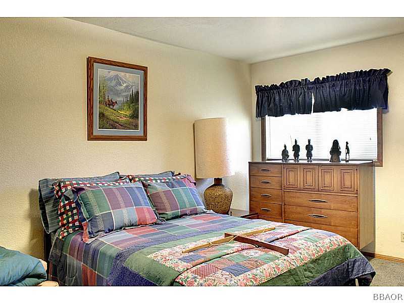 39750 Flicker Road Fawnskin, CA 92333 - Photo 19 of 25 Bedroom.