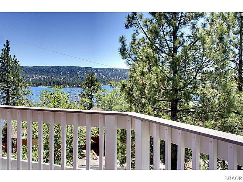 39750 Flicker Road Fawnskin, CA 92333 - Photo 3 of 25 Deck.